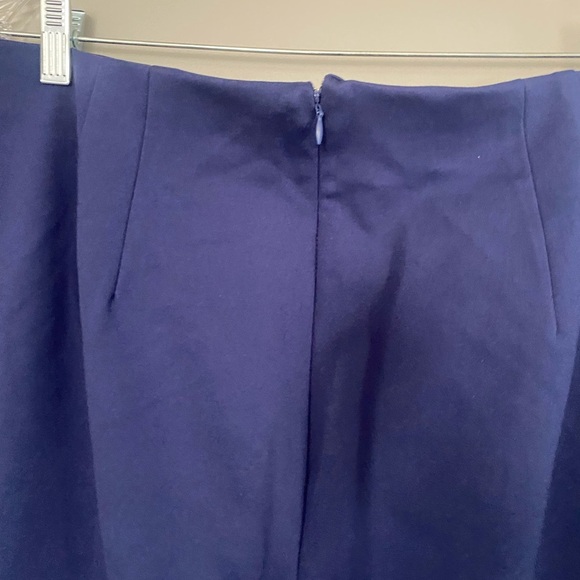 Pencil skirt - Picture 2 of 4